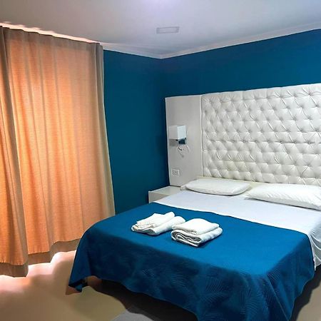 Bed And Breakfast Napoli Centro Storico Exterior foto